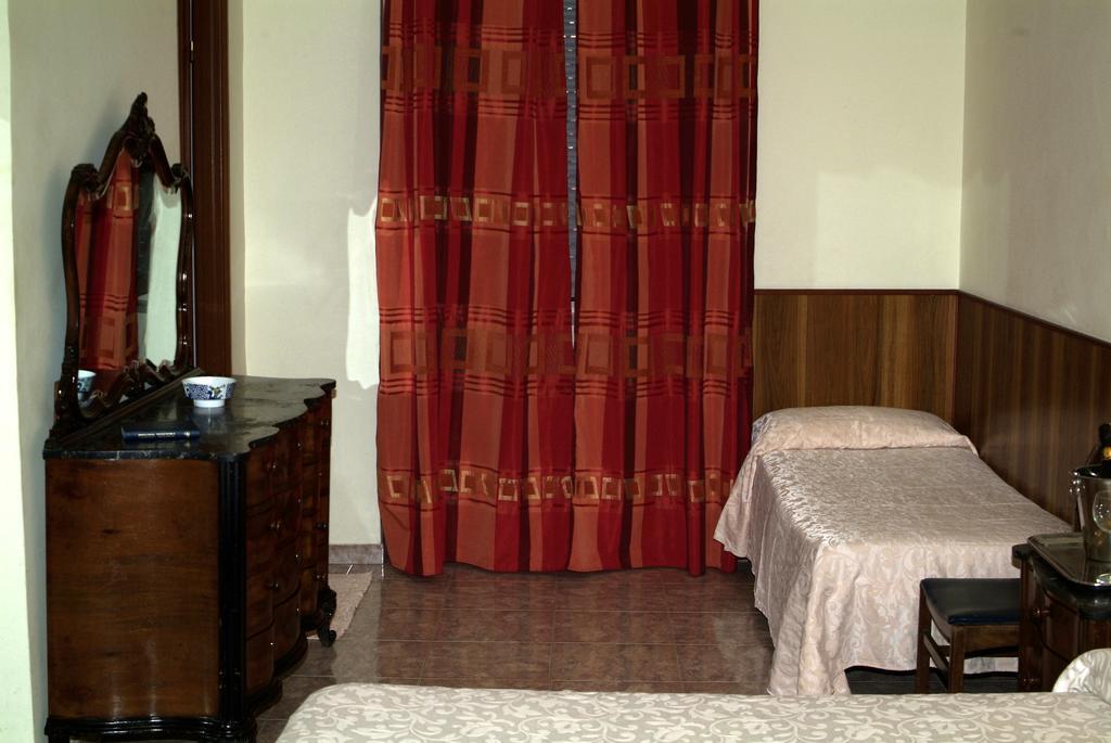 Hotel Touring Messina Kamer foto