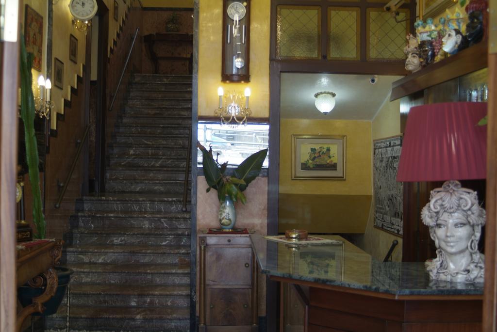 Hotel Touring Messina Buitenkant foto